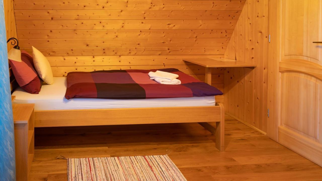 Chalets Runolist Crni Lug Buitenkant foto